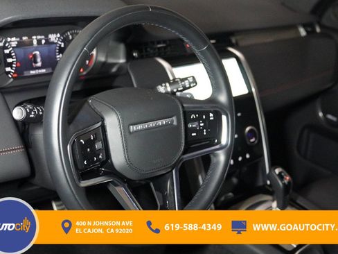 Used 2023 Land Rover Discovery Sport SE R-Dynamic image 21