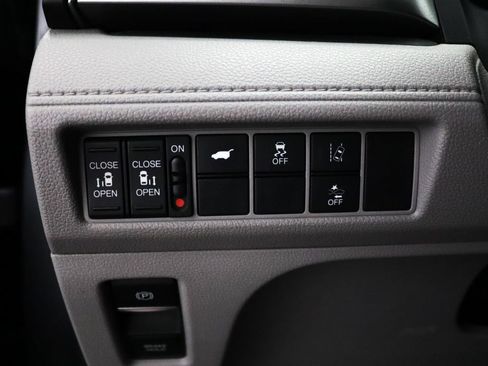 Used 2019 Honda Odyssey EX-L image 20