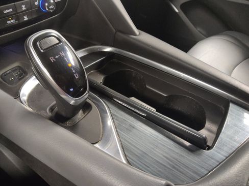 Used 2021 Buick Enclave Essence w/ Sound and Sites Package FWD image 26