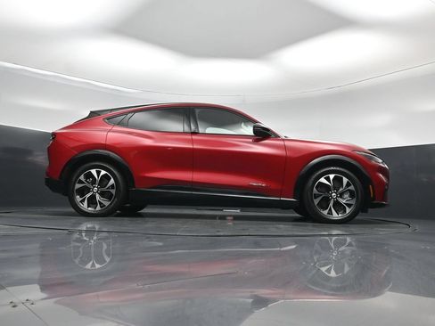 Used 2023 Ford Mustang Mach-E Premium RWD image 48
