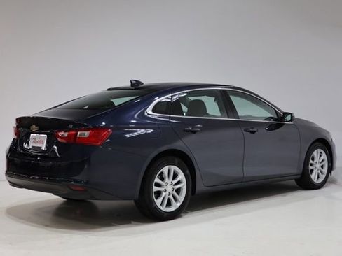 Used 2016 Chevrolet Malibu LT image 8