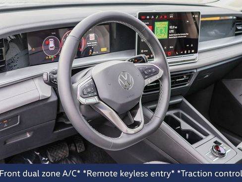 New 2026 Volkswagen Tiguan SE image 4