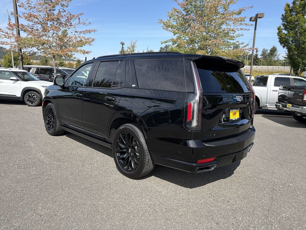 Certified 2023 Cadillac Escalade Sport w/ LPO, ONYX Package AWD/4WD image 7