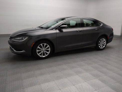 Used 2015 Chrysler 200 C image 2