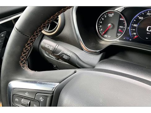 Used 2023 Chevrolet Blazer Premier w/ Enhanced Convenience Package AWD/4WD image 19