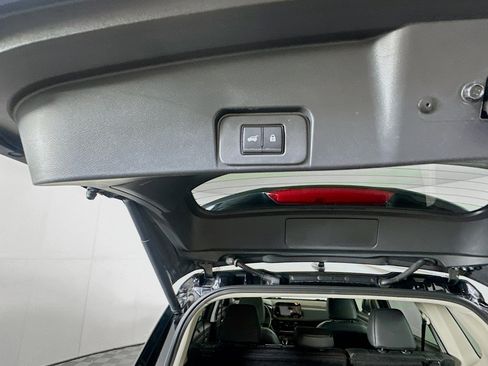 Used 2023 Nissan Rogue SL w/ SL Premium Package FWD image 30