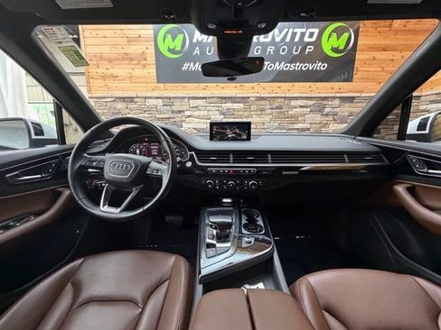 Used 2019 Audi Q7 3.0T Premium w/ Cold Weather Package AWD/4WD image 18
