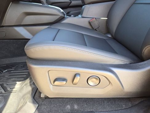 New 2026 Chevrolet Colorado Trail Boss AWD/4WD image 13