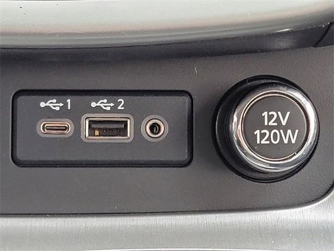 Used 2020 Nissan Murano S w/ Technology Package image 6