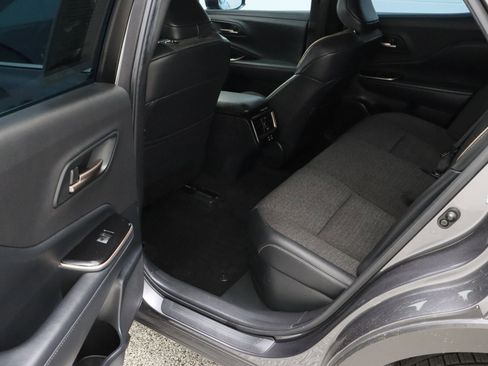 Certified 2024 Toyota Crown XLE image 28