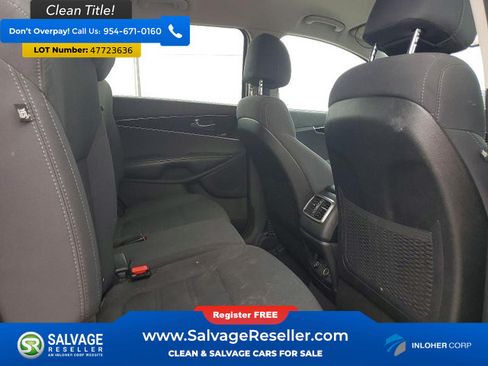Used 2017 Kia Sorento AWD w/ LX V6 Convenience Package image 15