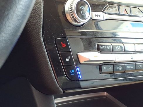 Used 2023 Ford Explorer Limited w/ Equipment Group 301A AWD/4WD image 11