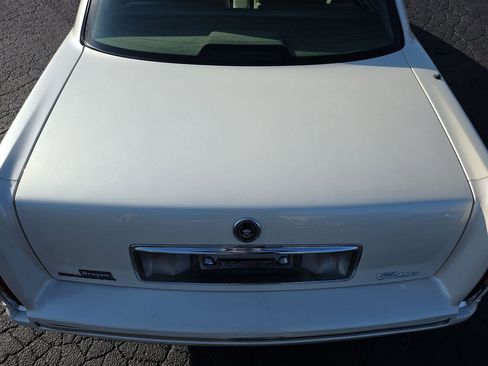 Used 1998 Cadillac De Ville image 36