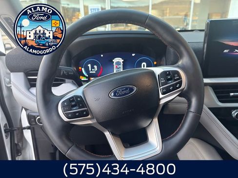 Used 2025 Ford Explorer Active w/ Active Comfort Package image 6