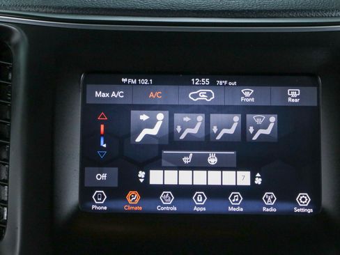 Used 2021 Jeep Cherokee Latitude Lux AWD/4WD image 19