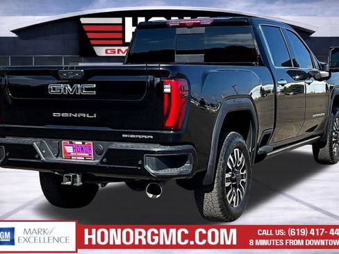 Used 2025 GMC Sierra 3500 Denali Ultimate AWD/4WD image 6