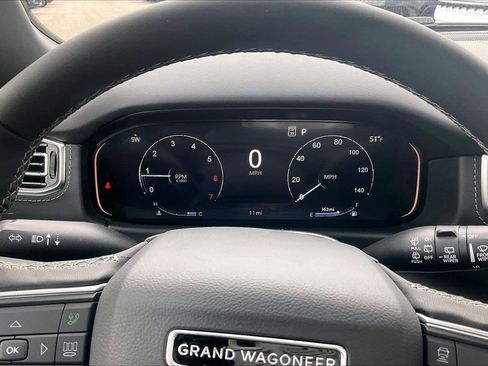 New 2026 Jeep Grand Wagoneer Limited AWD/4WD image 12