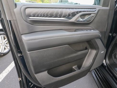 Used 2024 GMC Yukon Denali w/ Max Trailering Package image 13