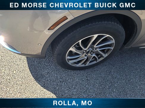 Used 2021 Lincoln Corsair AWD image 9