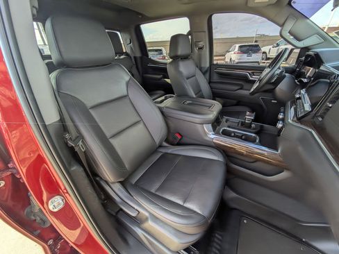 Used 2022 GMC Sierra 1500 Elevation w/ Elevation Premium Package image 30