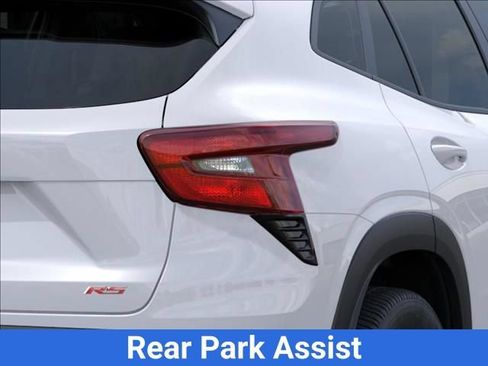 New 2026 Chevrolet Trax RS w/ Sunroof Package FWD image 13