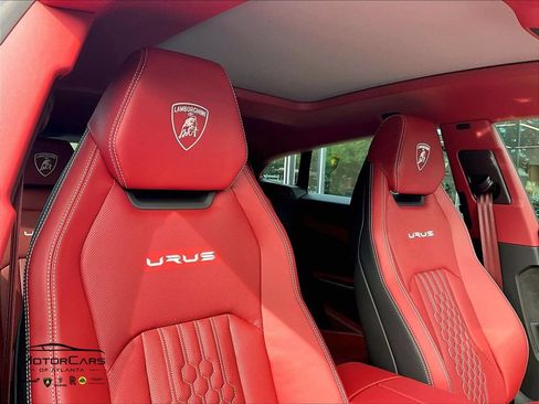 Used 2024 Lamborghini Urus S AWD/4WD image 29