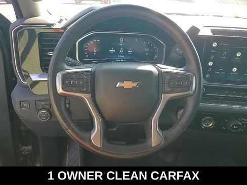 Used 2022 Chevrolet Silverado 1500 LT image 15
