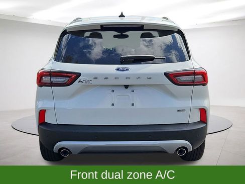 Used 2024 Ford Escape SE FWD image 6