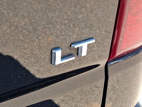 Used 2023 Chevrolet Silverado 1500 LT image 25