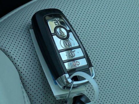 New 2026 Lincoln Aviator 2WD image 28