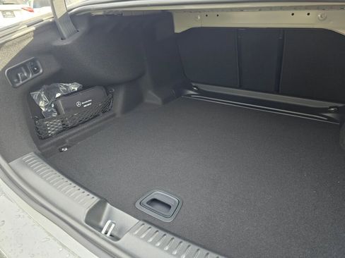 New 2026 Mercedes-Benz E 350 4MATIC Sedan image 22