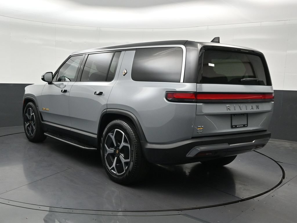 Used 2023 Rivian R1S Launch Edition Quad AWD/4WD image 3