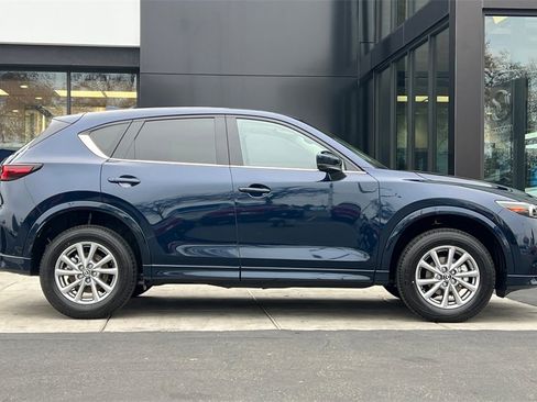 New 2025 MAZDA CX-5 AWD 2.5 S w/ Preferred Package image 4
