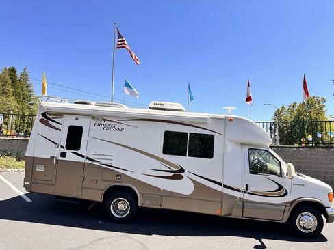 Used 2006 Ford E-450 and Econoline 450 RWD image 9