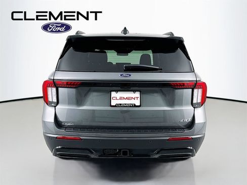New 2026 Ford Explorer ST-Line w/ ST-Line Street Pack AWD/4WD image 7