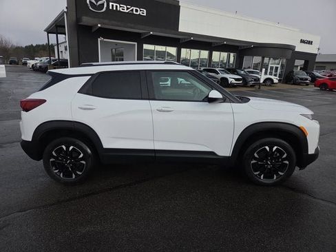 Used 2023 Chevrolet TrailBlazer LT w/ Convenience Package image 6