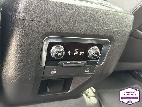 Used 2024 Chevrolet Tahoe LT AWD/4WD image 14