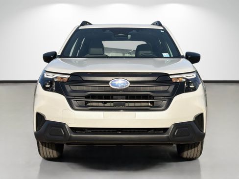 Used 2026 Subaru Forester AWD/4WD image 8
