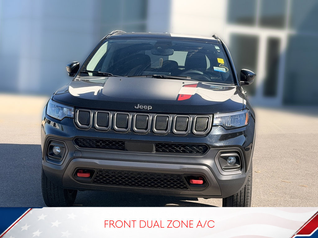 Used 2022 Jeep Compass Trailhawk AWD/4WD image 3