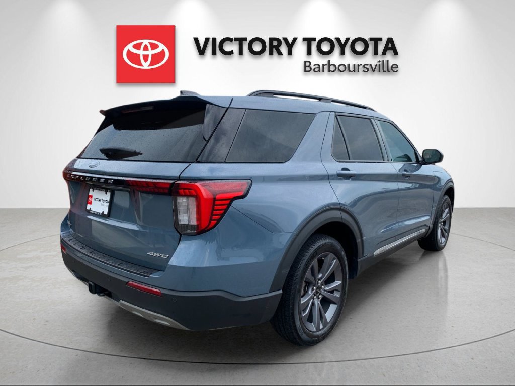 Used 2025 Ford Explorer Active w/ Active Comfort Package AWD/4WD image 7