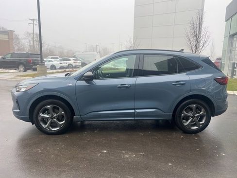 Used 2024 Ford Escape ST-Line w/ Tech Pack #1 image 8