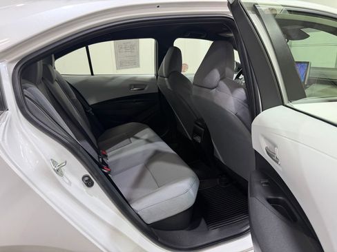 Used 2026 Toyota Corolla SE w/ SE Premium Package AWD/4WD image 28