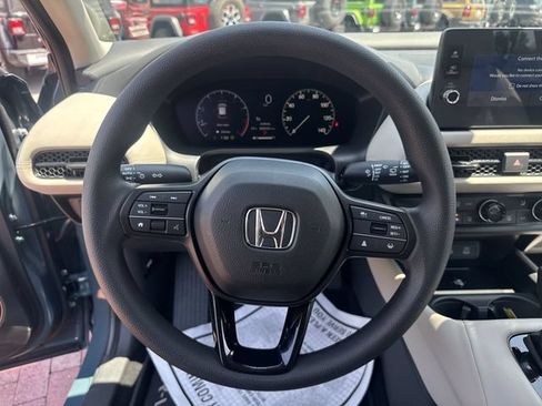 Certified 2027 Honda HR-V LX image 15