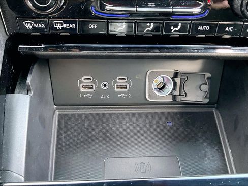 Certified 2023 Jeep Grand Cherokee Altitude image 21