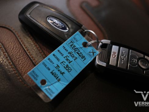 Used 2019 Ford F350 King Ranch w/ King Ranch Ultimate Package image 40