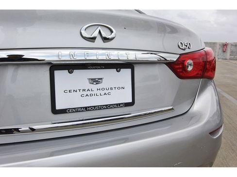 Used 2014 INFINITI Q50 Premium w/ Navigation Package RWD image 28