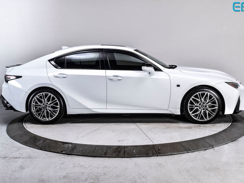 Used 2022 Lexus IS 500 image 7
