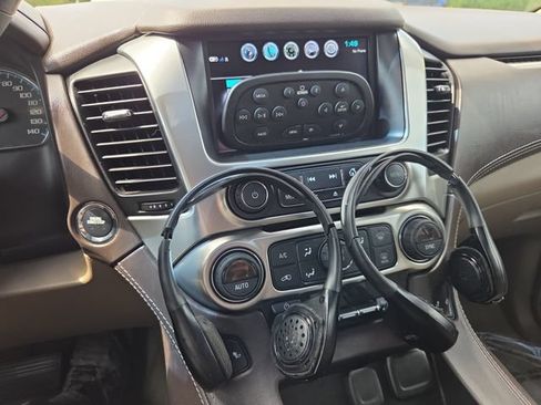 Used 2017 Chevrolet Suburban LT AWD/4WD image 29