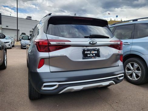 Used 2021 Kia Seltos S image 5