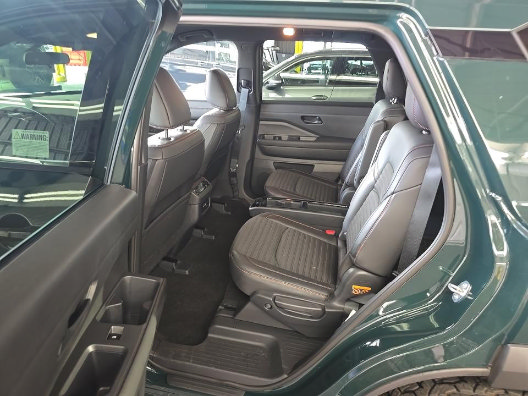 Used 2024 Nissan Pathfinder Rock Creek AWD/4WD image 14